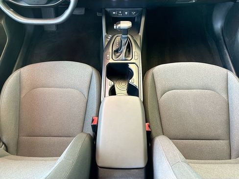 Used 2025 Kia K4 FWD image 16