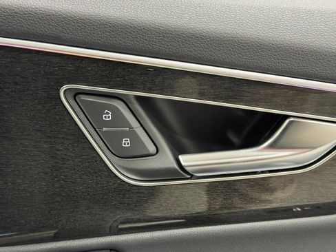New 2026 Audi Q7 Premium image 22