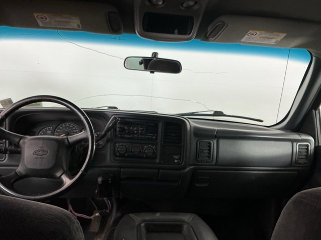 Used 2002 Chevrolet Silverado 2500 LS w/ Off-Road Skid Plate Pkg AWD/4WD image 19