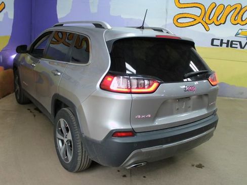 Used 2019 Jeep Cherokee Limited w/ Luxury Group AWD/4WD image 6