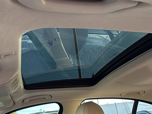 Used 2016 BMW 528i Sedan image 31