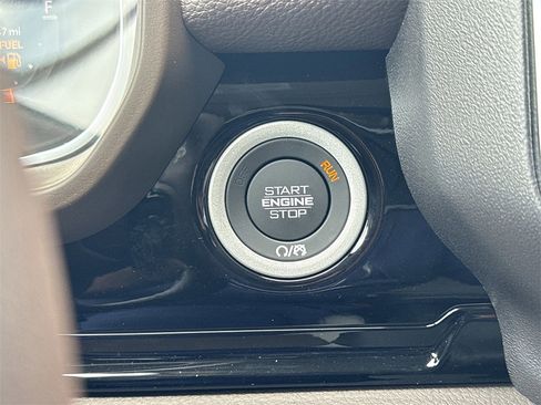 New 2026 RAM 1500 Laramie image 13