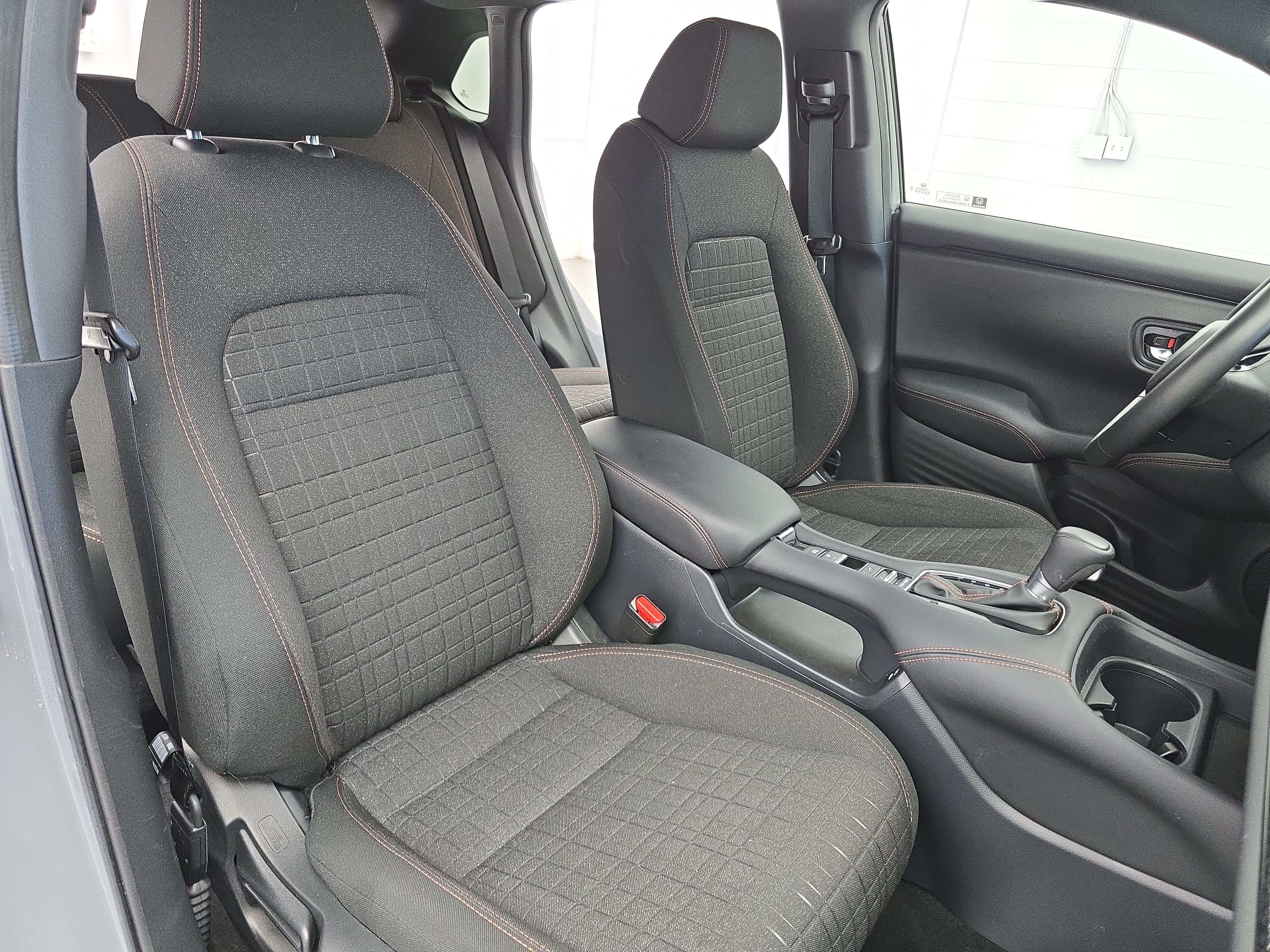Used 2025 Honda HR-V Sport image 10