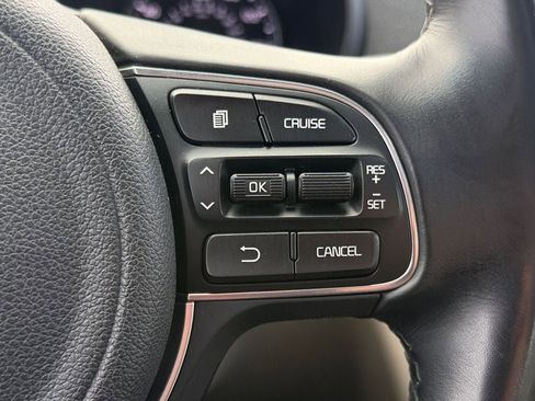 Used 2018 Kia Optima EX w/ Premium Package image 24