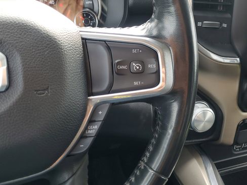 Used 2022 RAM 1500 Laramie image 26