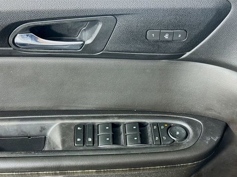 Used 2017 GMC Acadia Limited SLT FWD image 20