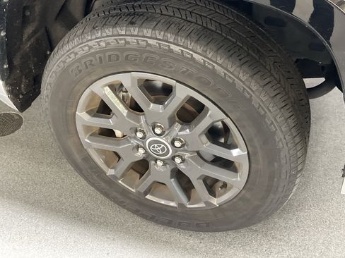 Used 2023 Toyota Tundra Platinum image 6