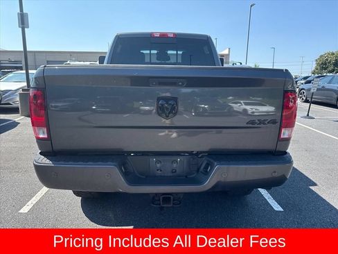 Used 2018 RAM 3500 Big Horn w/ Sport Appearance Group AWD/4WD image 4