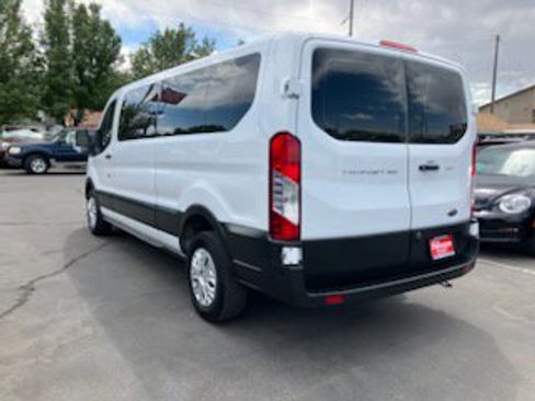 Used 2021 Ford Transit 350 XLT image 3