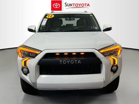 Used 2018 Toyota 4Runner SR5 Premium image 10