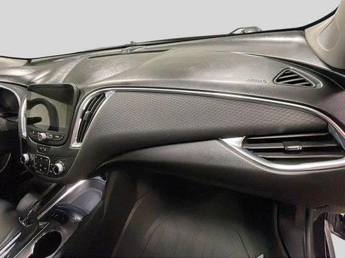 Certified 2021 Chevrolet Malibu LT image 18