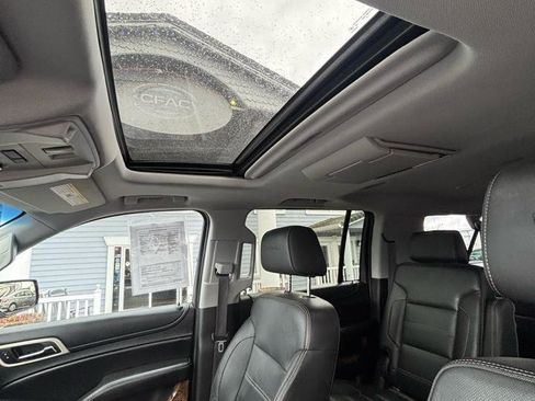 Used 2015 GMC Yukon XL Denali w/ Premium Package AWD/4WD image 16