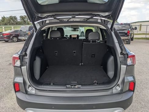 Certified 2022 Ford Escape SEL w/ Technology Package AWD/4WD image 13
