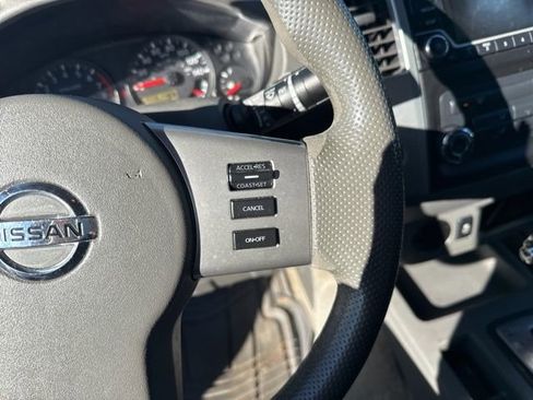 Used 2016 Nissan Frontier SV image 25