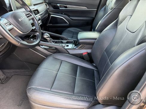 Used 2022 Kia Telluride EX w/ EX Premium Package image 19