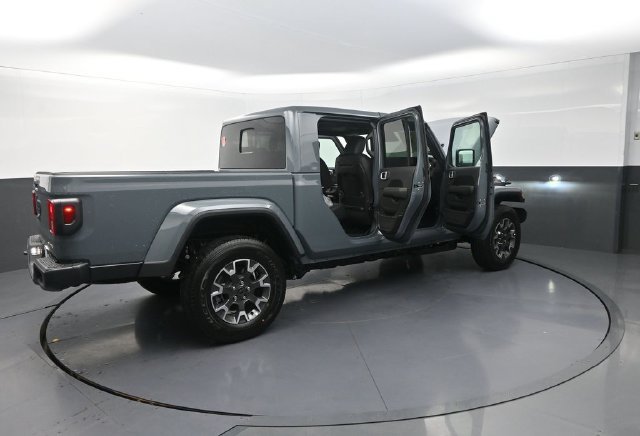 New 2026 Jeep Gladiator Sport AWD/4WD image 35