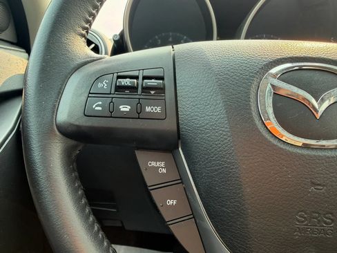 Used 2013 MAZDA MAZDA3 i Touring FWD image 17