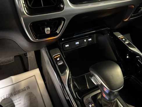 Certified 2023 Kia Sorento SX AWD/4WD image 30