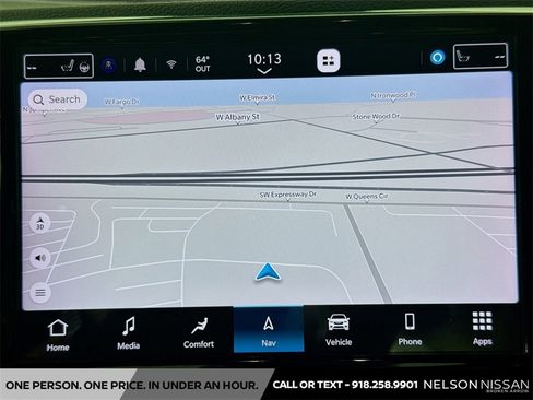 Used 2022 Chrysler Pacifica Limited w/ Uconnect Theater Family Group image 13