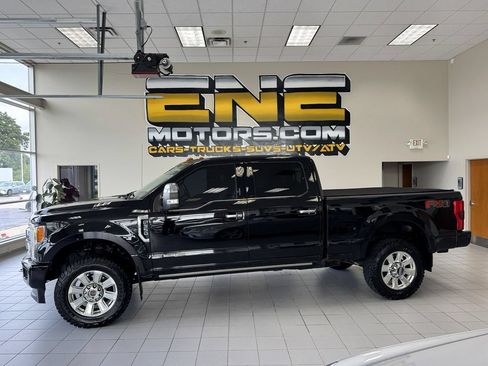 Used 2019 Ford F350 Platinum w/ Platinum Ultimate Package AWD/4WD image 4