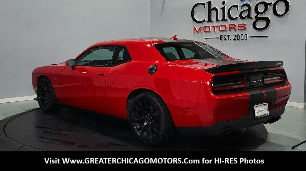 Used 2016 Dodge Challenger SRT Hellcat RWD image 9