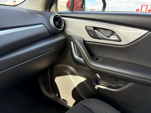 Used 2021 Chevrolet Blazer LT image 20