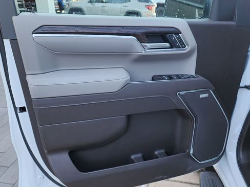 New 2026 GMC Sierra 1500 SLT w/ SLT Premium Plus Package image 14