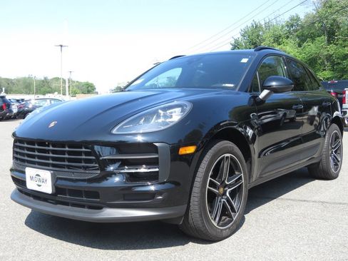 Used 2019 Porsche Macan AWD/4WD image 1