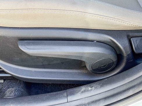 Used 2020 Hyundai Elantra SEL FWD image 20