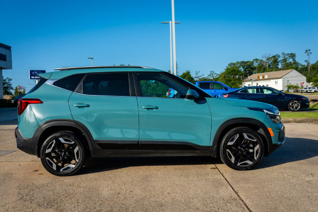 Used 2024 Kia Seltos SX w/ SX Sunroof Package AWD/4WD image 19