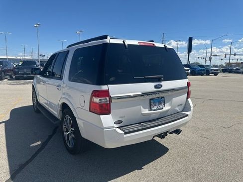Used 2017 Ford Expedition XLT w/ Equipment Group 202A image 4