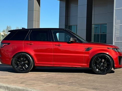 Used 2022 Land Rover Range Rover Sport SVR image 3