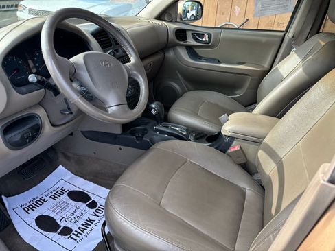 Used 2004 Hyundai Santa Fe GLS FWD image 7