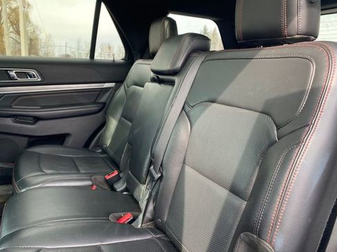 Used 2017 Ford Explorer Sport image 13