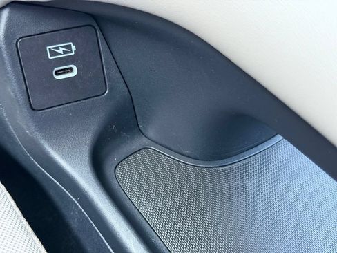 Used 2024 Honda HR-V LX image 24