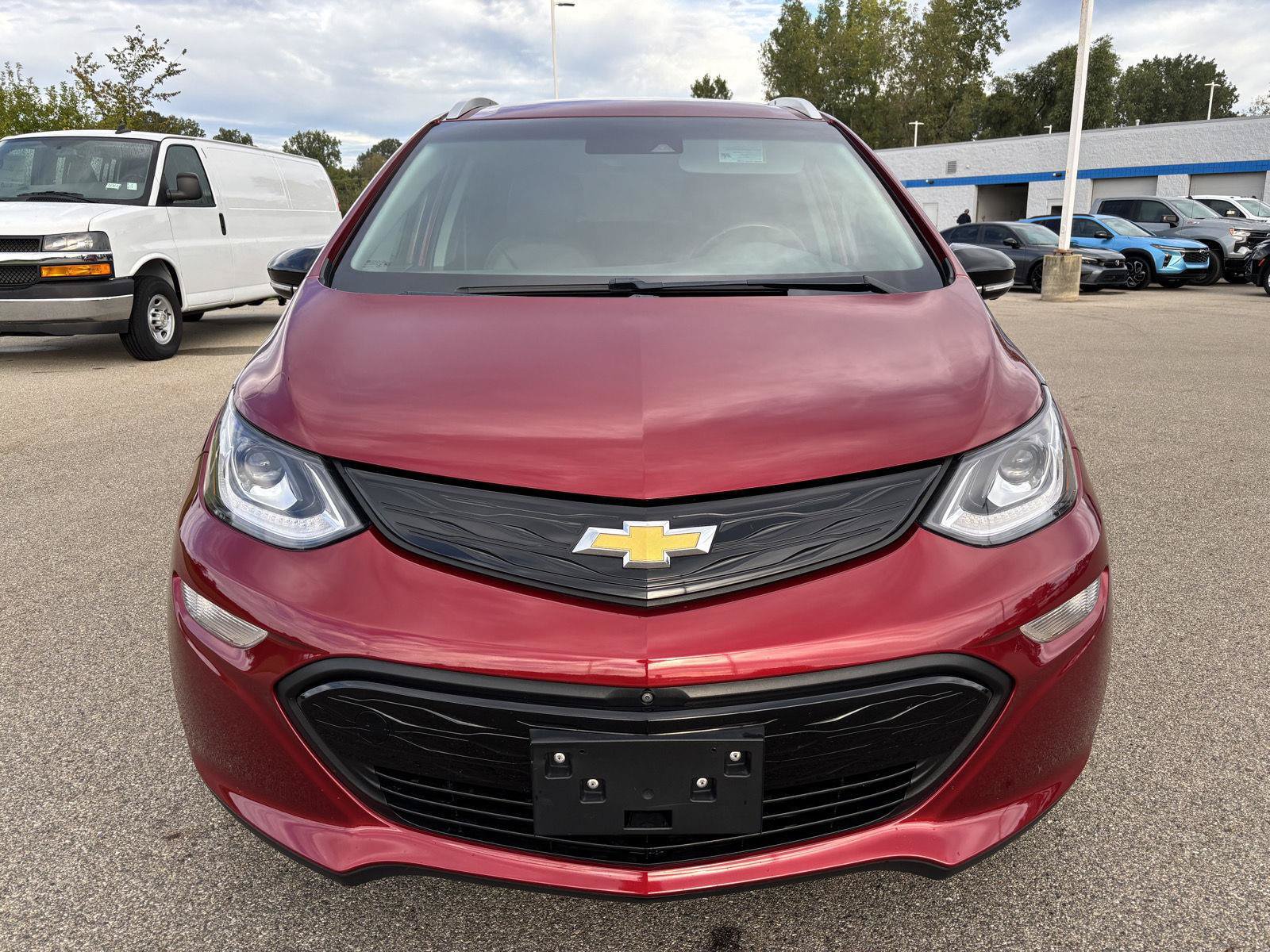 Used 2021 Chevrolet Bolt Premier w/ Infotainment Package FWD image 10