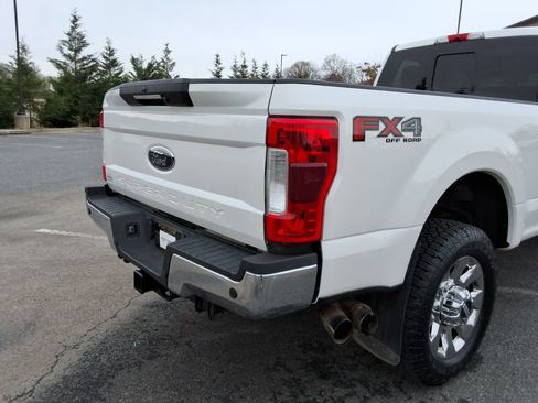 Used 2019 Ford F350 Lariat w/ Lariat Ultimate Package image 16