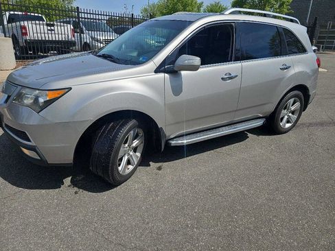 Used 2010 Acura MDX w/ Technology & Entertainment image 4
