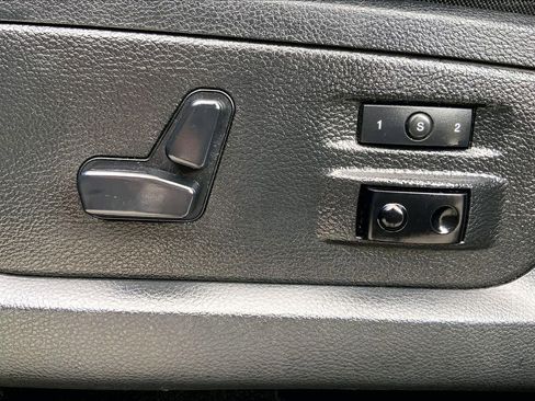 Used 2016 RAM 1500 Limited image 33