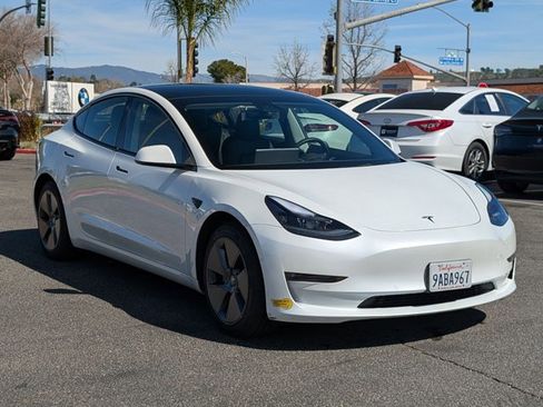Used 2022 Tesla Model 3 Long Range image 3