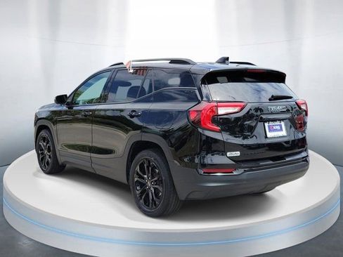 Used 2022 GMC Terrain SLT w/ Elevation Edition image 3