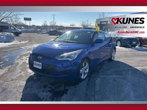 Used 2013 Hyundai Veloster Base image 11