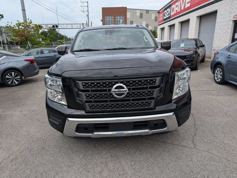 Used 2021 Nissan Titan SV w/ SV Convenience Package RWD image 4