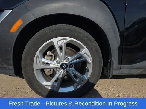 Used 2023 Hyundai Kona SEL w/ Convenience Package AWD/4WD image 9