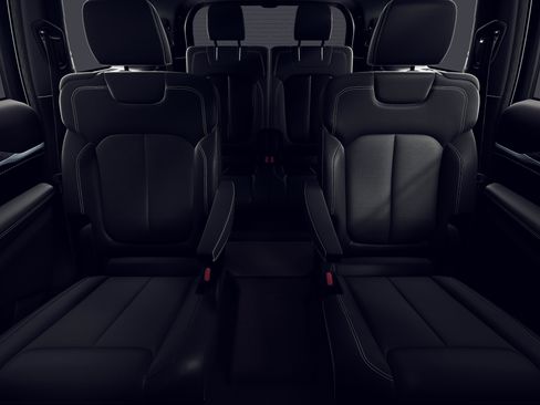 New 2026 Jeep Grand Cherokee L Limited AWD/4WD image 3