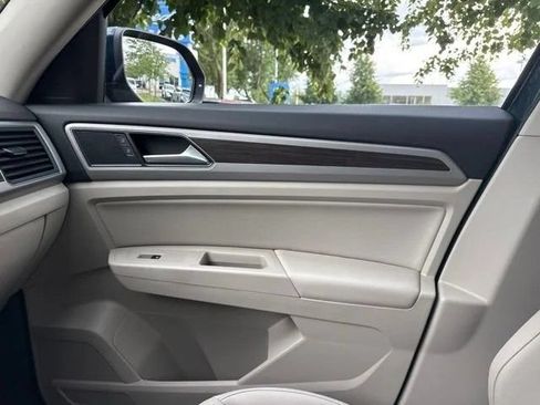 Used 2019 Volkswagen Atlas SE w/ Towing Package FWD image 31