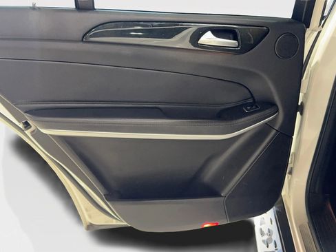 Used 2019 Mercedes-Benz GLS 550 4MATIC image 21