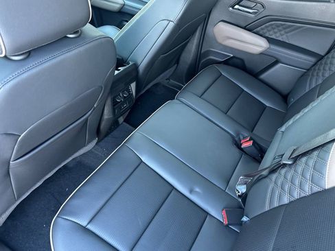 New 2026 GMC Canyon Denali image 10