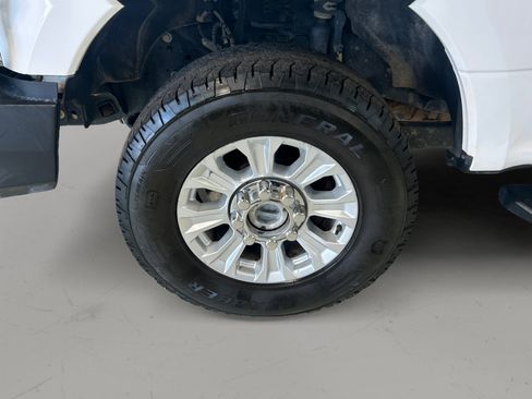 Used 2022 Ford F250 XL w/ STX Appearance Package AWD/4WD image 7