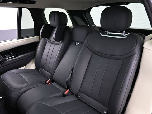 Used 2023 Land Rover Range Rover Autobiography image 27